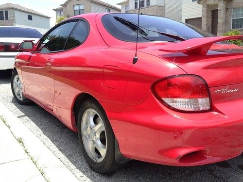 2001 hyundai tiburon base coupe 2-door 2.0l