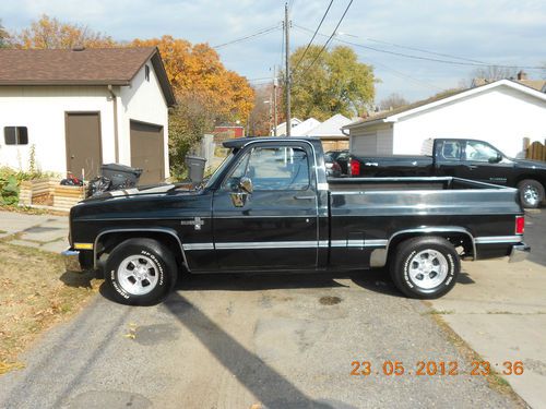 1987 chevy  shortbox original paint and miles-new tires-no reserve