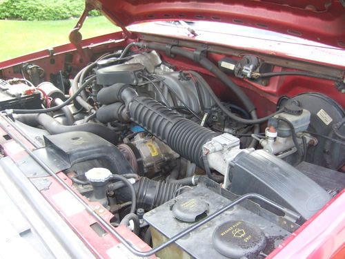 95 Ford Bronco 4X4, 5.0 auto trans fully loaded clean truck!!!, US $3,650.00, image 7