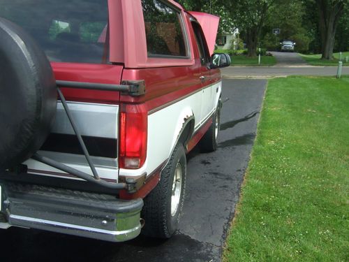 95 Ford Bronco 4X4, 5.0 auto trans fully loaded clean truck!!!, US $3,650.00, image 16