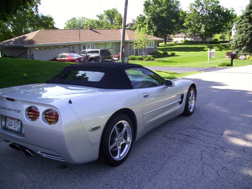 2003 chevrolet corvette, image 3