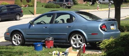 2000 nissan maxima se sedan 4-door 3.0l