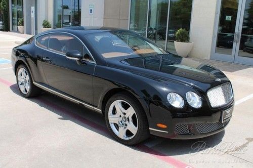 Clean, one owner, rear camera.19 5-spoke chromed alloy sports wheels