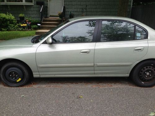 2004 hyundai elantra gls sedan 4-door 2.0l