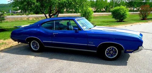 1971 olds cutlass holiday "s" series, beautiful car .