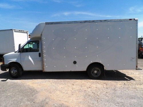 2006 chevrolet express cutaway 14 foot box