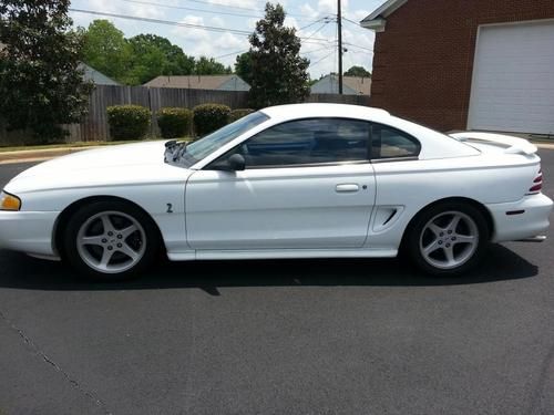 1994 ford mustang svt cobra coupe 2-door 5.0l