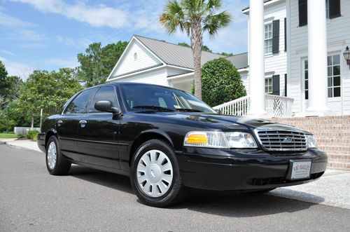 2006 ford crown victoria p71 - sap - fbi - bulletproof doors - low miles