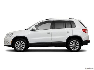 2011 volkswagen tiguan se sport utility 4-door 2.0l 27k miles