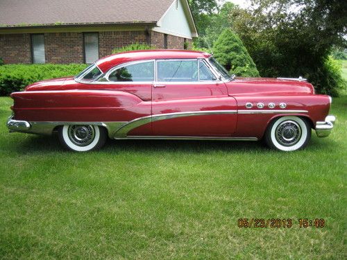 Beautiful roadmaster riviera model 76 -- 2 door hardtop -- frame off restoration