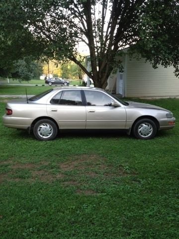 1993 toyota camry se sedan 4-door 3.0l