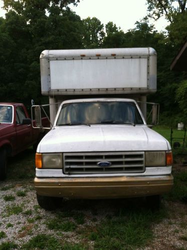 1989 f-350 diesel 7.2 l boxtruck