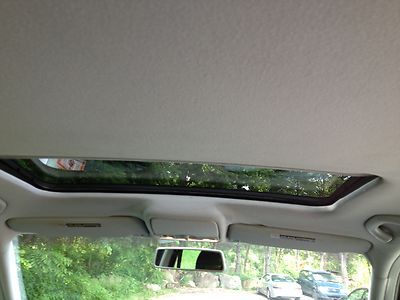 01 4 DR POWER SUNROOF AUTO TRANSMISSION LOW MILES AIR CONDITIONING 2 OWNERS FWD, US $2,995.00, image 52