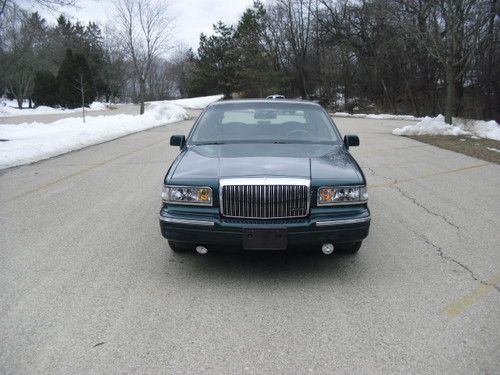 Classic custom cng 1995 lincoln continental signature sedan 4-door 4.6l