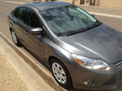 2012 Ford Focus SE Sedan 4-Door 2.0L, image 5