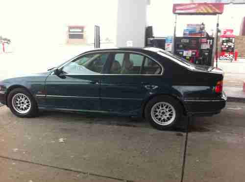 1997 BMW 528i Base Sedan 4-Door 2.8L, image 2