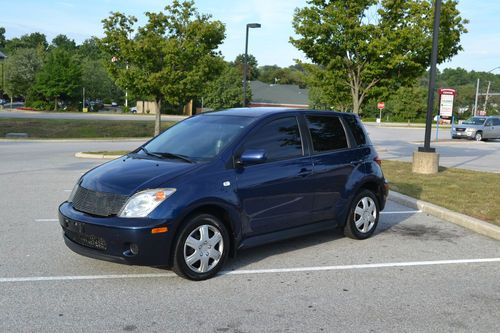 Scion xa 2005 5-door hatchback - manual stick shift - indigo ink blue pearl 8p4