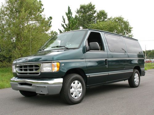 2000 ford e-150 econoline xlt  5.4l extra low miles!!!!! pwr wheel chair lift