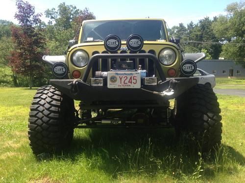 2007 jeep jk unlimited 10" lift.  built to last (price reduced)
