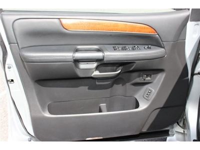 (4X4) (Navig SUV 5.6L CD Tow Hitch Tow Hooks Power Steering 4-Wheel Disc Brakes, US $39,995.00, image 12