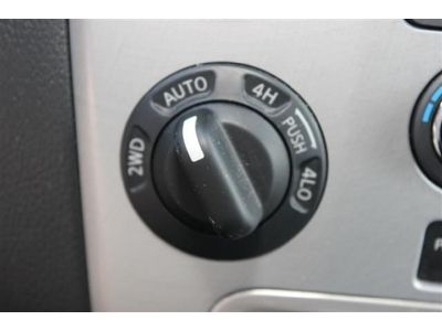 (4X4) (Navig SUV 5.6L CD Tow Hitch Tow Hooks Power Steering 4-Wheel Disc Brakes, US $39,995.00, image 24