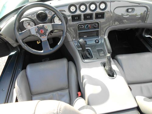 1995 Dodge Viper convertible low miles no accidents NO RESERVE collectible clean, image 20