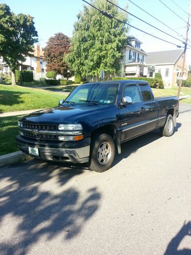 2001 chevy silverado 1500 ls extended cab pickup truck