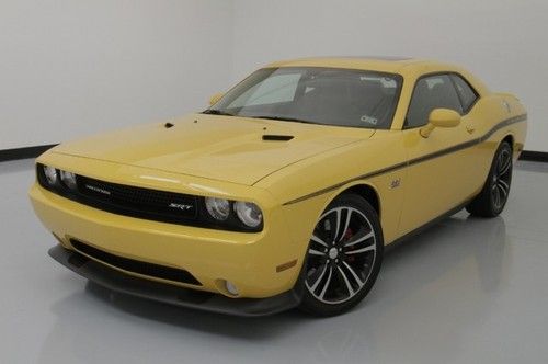 12 challenger srt8 392 yellow jacket! navigation sunroof automatic!