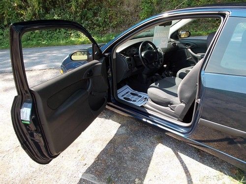 2003 Ford Focus ZX3 Hatchback 3-Door 2.0L, US $3,995.00, image 9