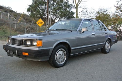 1 owner 82 nissan maxima gl datsun sedan 2.4l 6cyl. engine blue bird 910