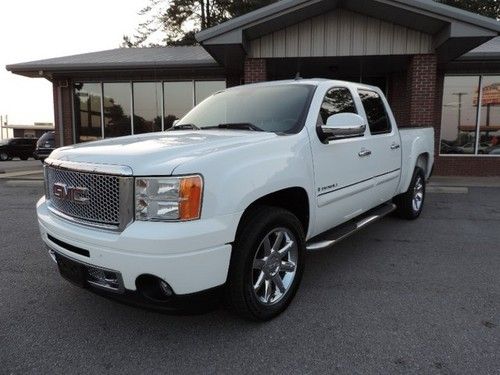 Denali,awd,heated leather,roof,nav,chrome wheels,call now!!!