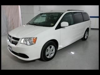 13 dodge grand caravan sxt, cloth seats, power sliding doors, we finance!