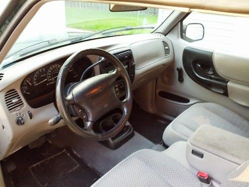 1999 ford ranger xlt sport  2wd