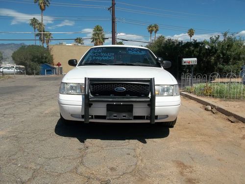 2006 ford crown victoria police interceptor sedan 4-door 4.6l