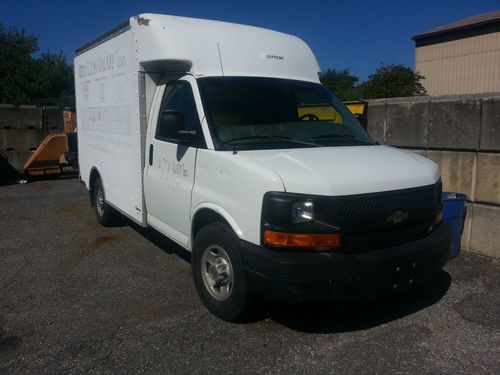 2003 chevrolet express 3500 base cutaway van 2-door 6.0l