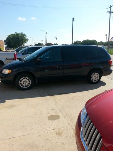 2007 dodge grand caravan dark blue mini van 4-door 3.3l, 115,000 miles!