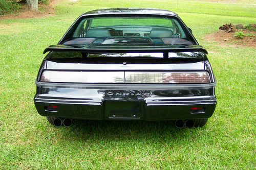 Beautifully restored 1985 pontiac fiero se demonstrating that pontiac excitement