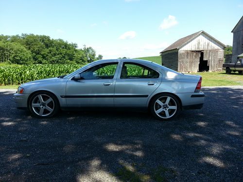 2004 volvo s60r