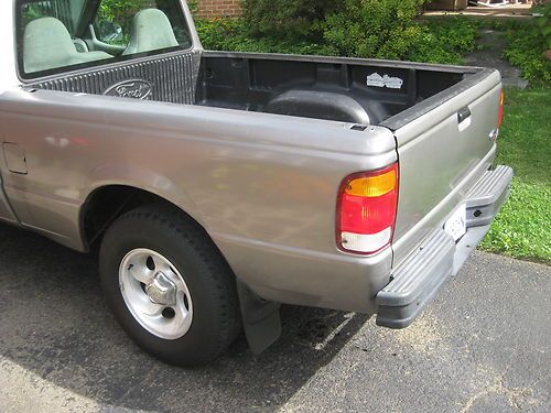 1999 ford ranger 2 wheel drive only 125k miles!! manual