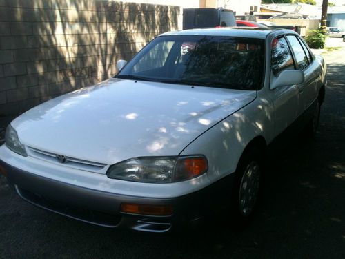 1996 toyota camry le sedan 4-door 2.2l