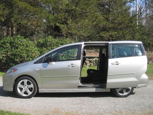 2007 mazda 5 touring 4-door 2.3l -5 speed, sunroof, 48k, one owner, clean carfax
