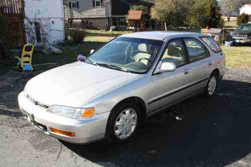 1996 HONDA ACCORD LX WAGON RARE 5 SPEED 120K NO RUST, image 7