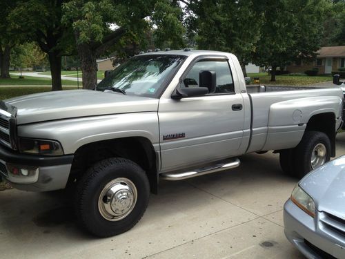 1998 1998.5 dodge ram 24 valve 4x4 diesel 5 speed stick low miles!