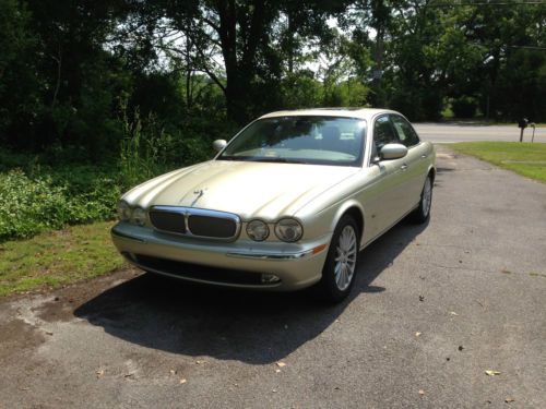 2006 jaguar xj8 base sedan 4-door 4.2l