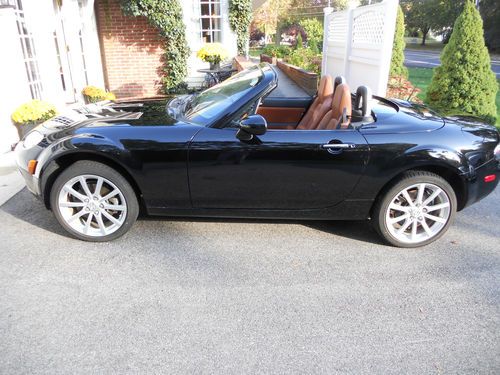 2007 mazda mx-5 miata grand touring convertible 2-door 2.0l