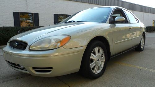 Clean in and out! great runner! great mileage! come see this beautiful taurus!!