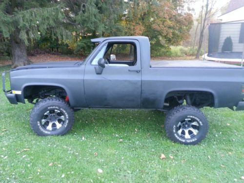 1985 chevrolet k5 blazer custom sport utility 2-door 6.2l military edition