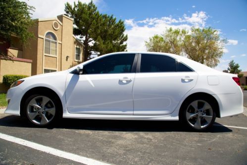 2012 Toyota Camry SE V6 Sedan 4-Door 3.5L Very Low Miles, US $22,000.00, image 2