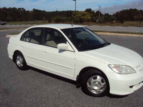 Very clean good running 2005 honda civic hybrid sedan 4-door 1.3l no reserve