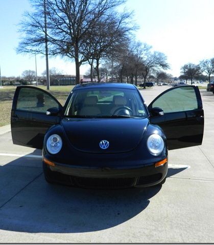 2009 volkswagen beetle**no reserve**